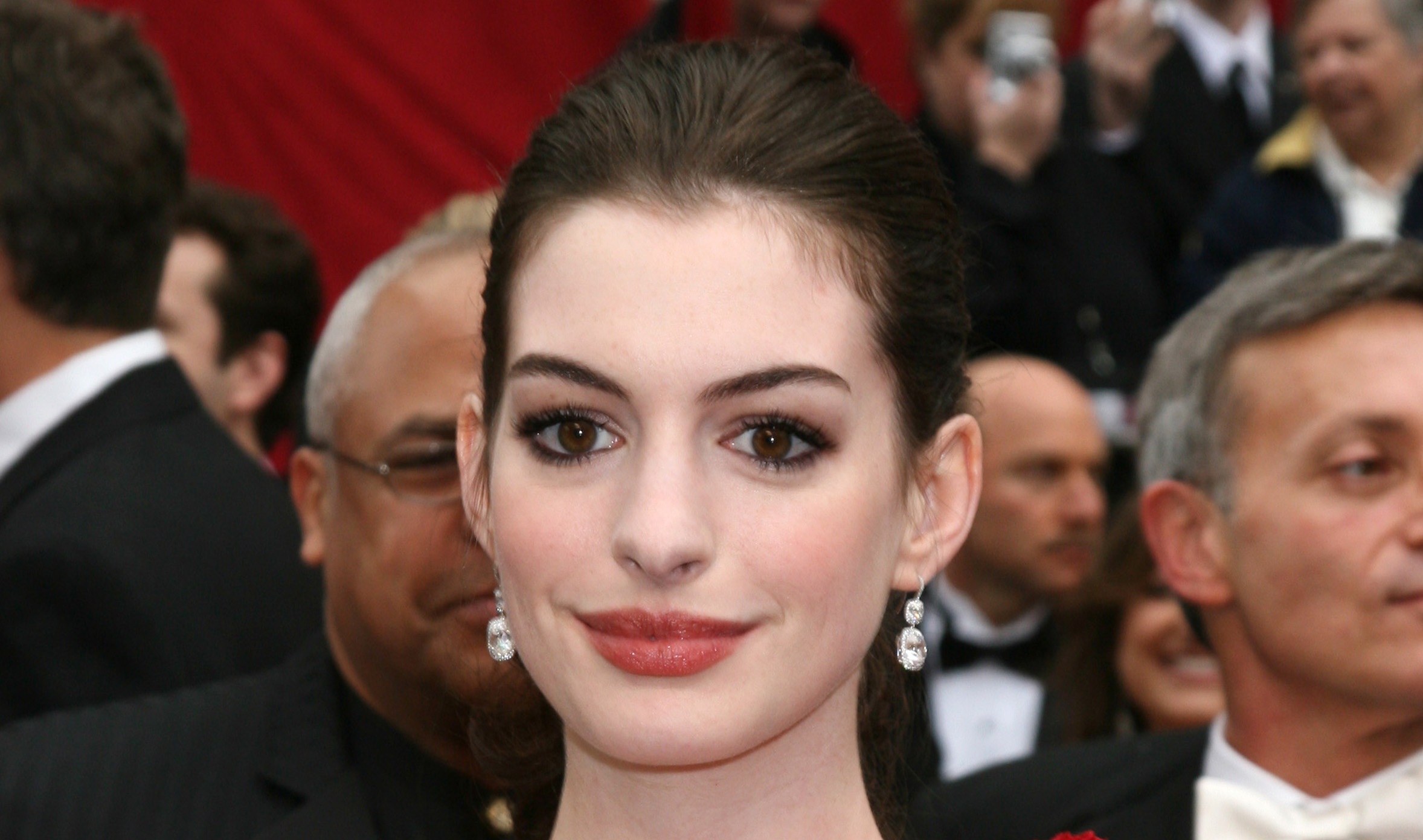 Anne Hathaway